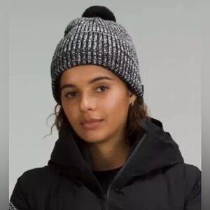 Lululemon Women's Textured Fleece-Lined Knit Beanie Black White One Size